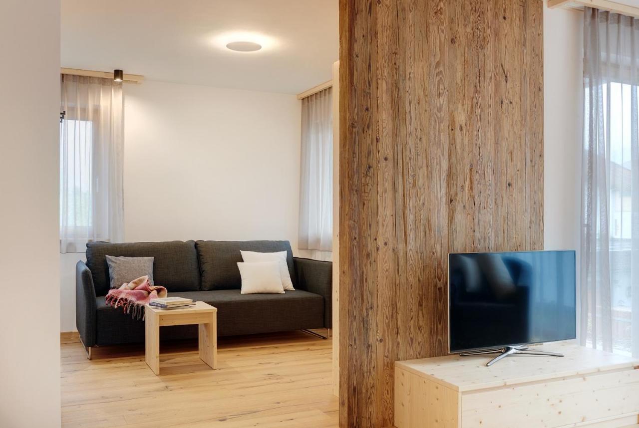 Ariala Apartments Фальцес Екстер'єр фото