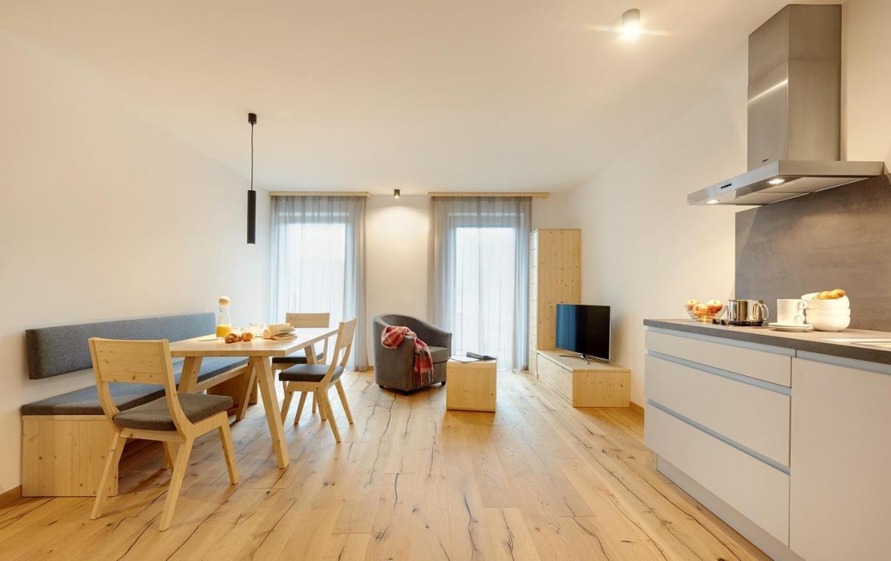 Ariala Apartments Фальцес Екстер'єр фото